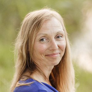 Rudith Rauxloh - Yoga, Meditation, Systemische und Familienaufstellungen und Schweigereatreat im Haus Lebenskraft in Potsdam